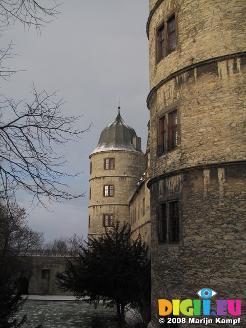 SX02134 Wewelsburg castle in snow